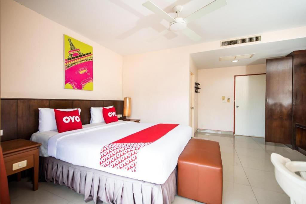 Hotel Oyo 343 Wanna Marine Patong Exterior foto
